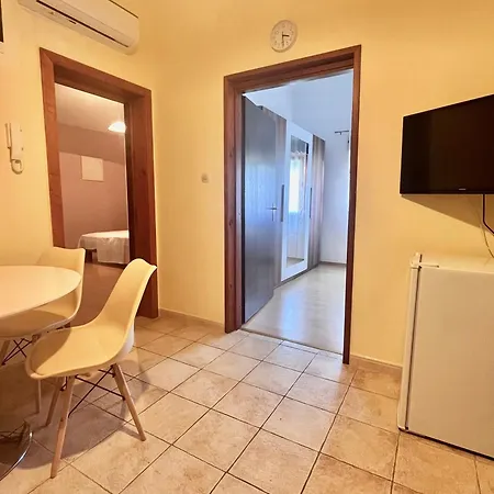 Apartament Fani Rab Town